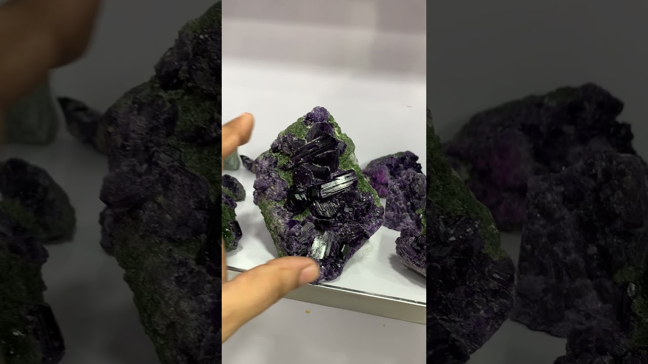 Scapolite #mineralien #mineraux #rocks #rochers #steine