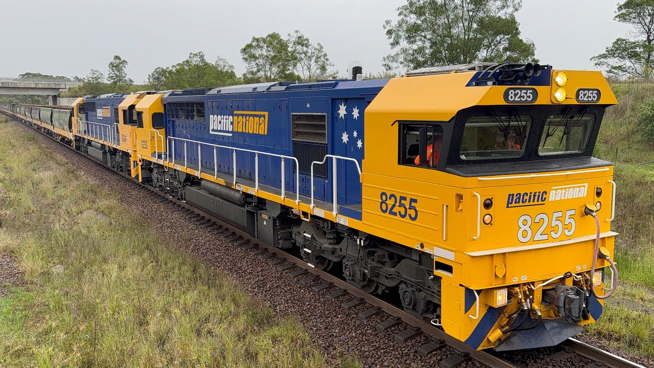 Pacific National’s 8255 & 8249 with 5422 at Lochinvar - 9/2/26