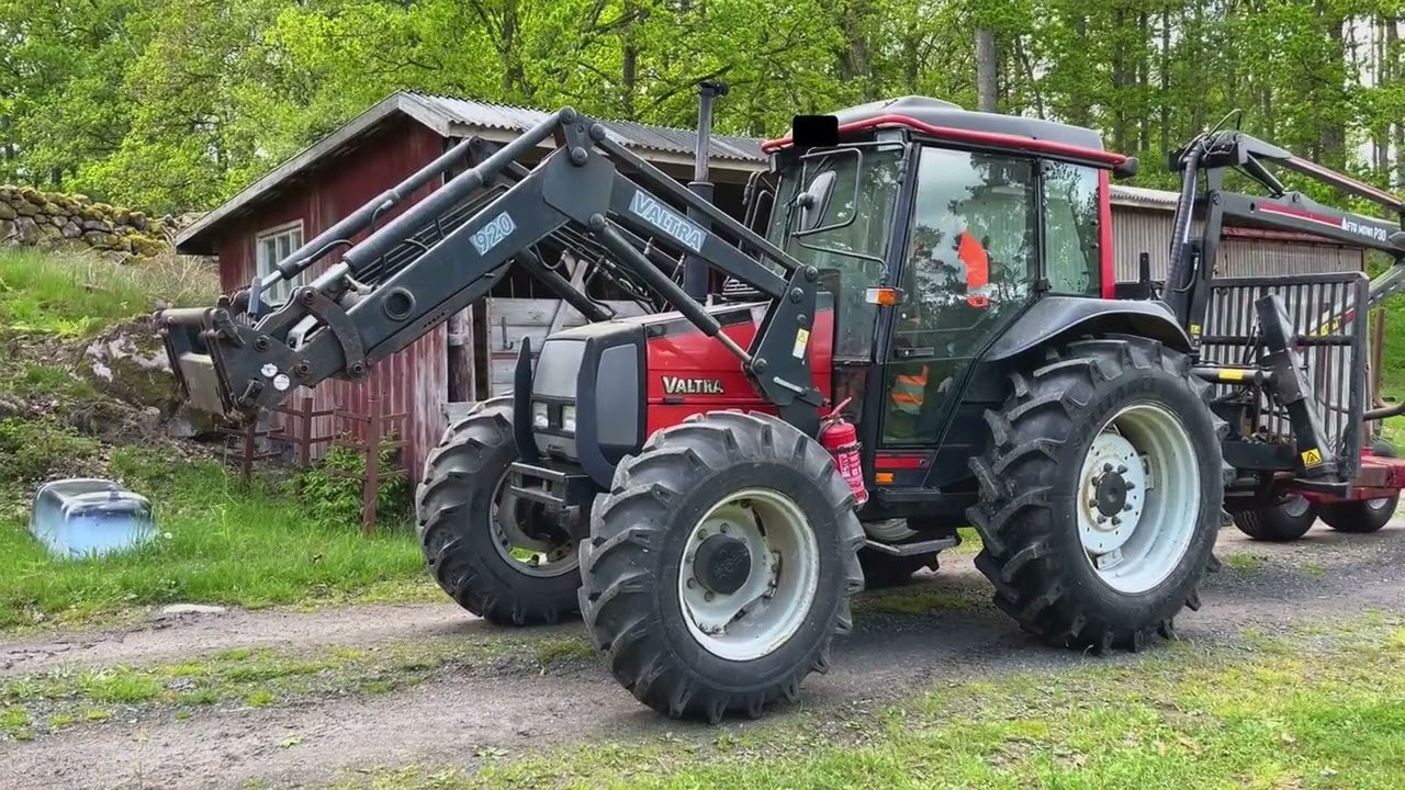 VALTRA 700-4
