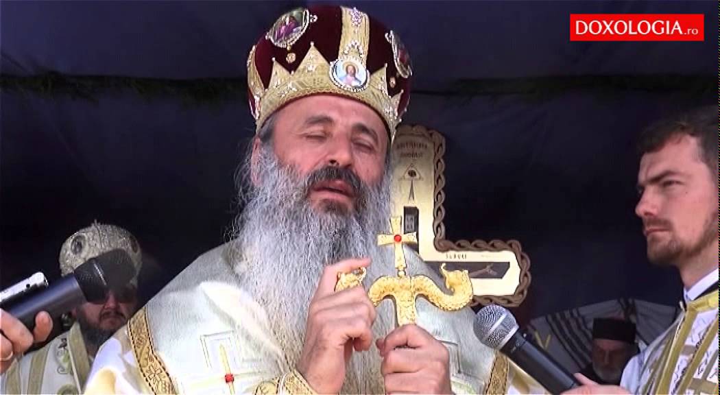 IPS Teofan - Predică la sărbătoarea „Schimbării la Față a Domnului” (Ceahlău, 2015)