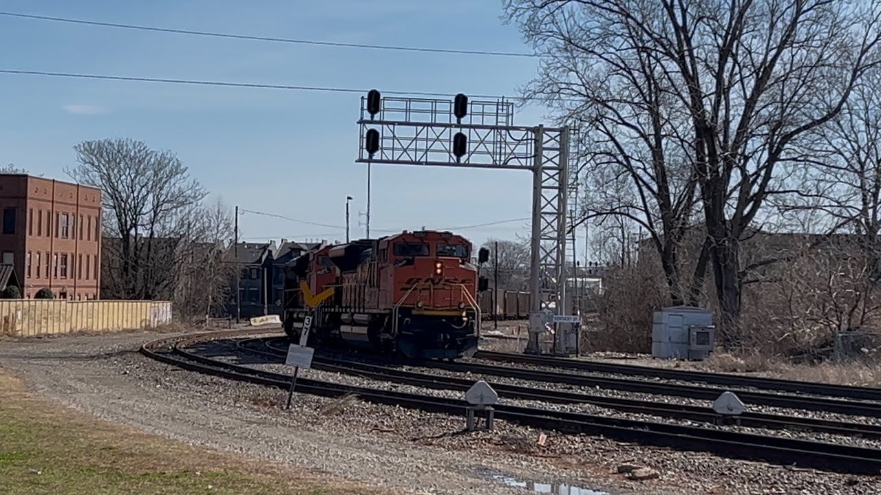 CSX, NS and BNSF Trains at Big River Crossing in Memphis TN. Full Length Trains Part 48. 