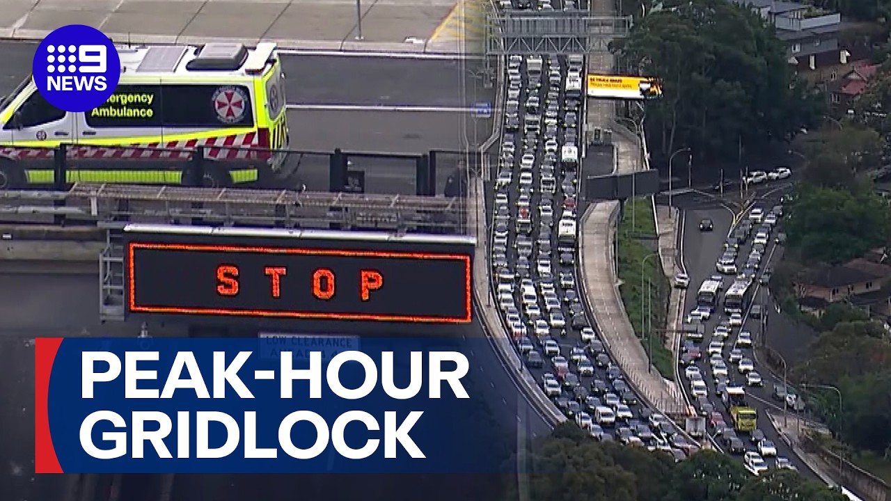 Car fire throws morning commute into chaos | 9 News Australia