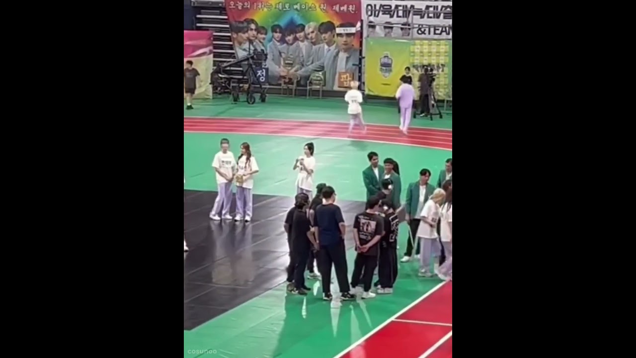maknae with the fake maknae😆 #sohoon #kyungmin #tws