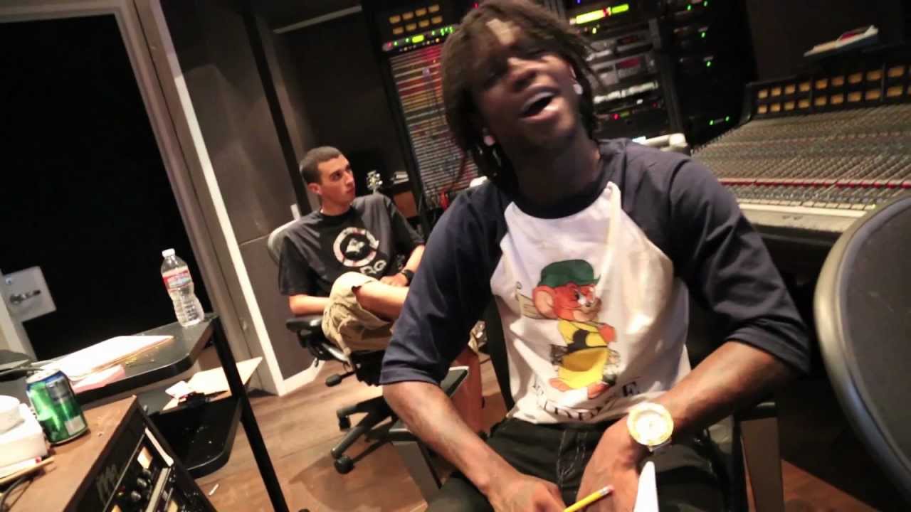 Chief Keef Finally Rich In Studio Performance