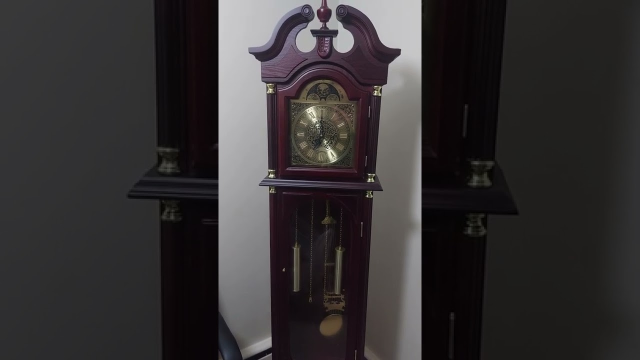 grandfather clock sounding at 7am
