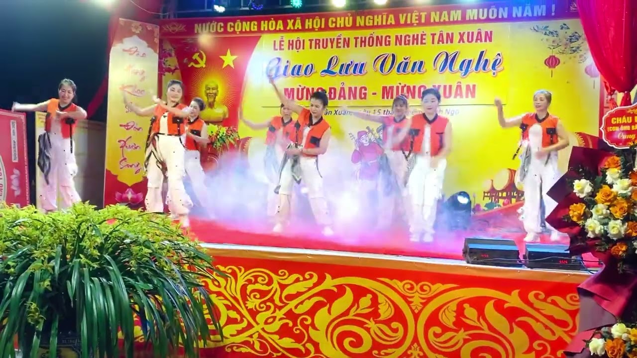 Mua ship Tái sinh- thủy triều- CLB dân vũ Dinh Tiến 