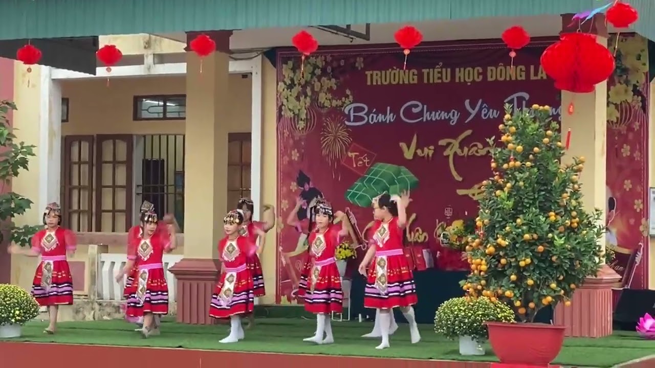 Cõng chữ về Bản - 3B - Tiểu học Đông La 