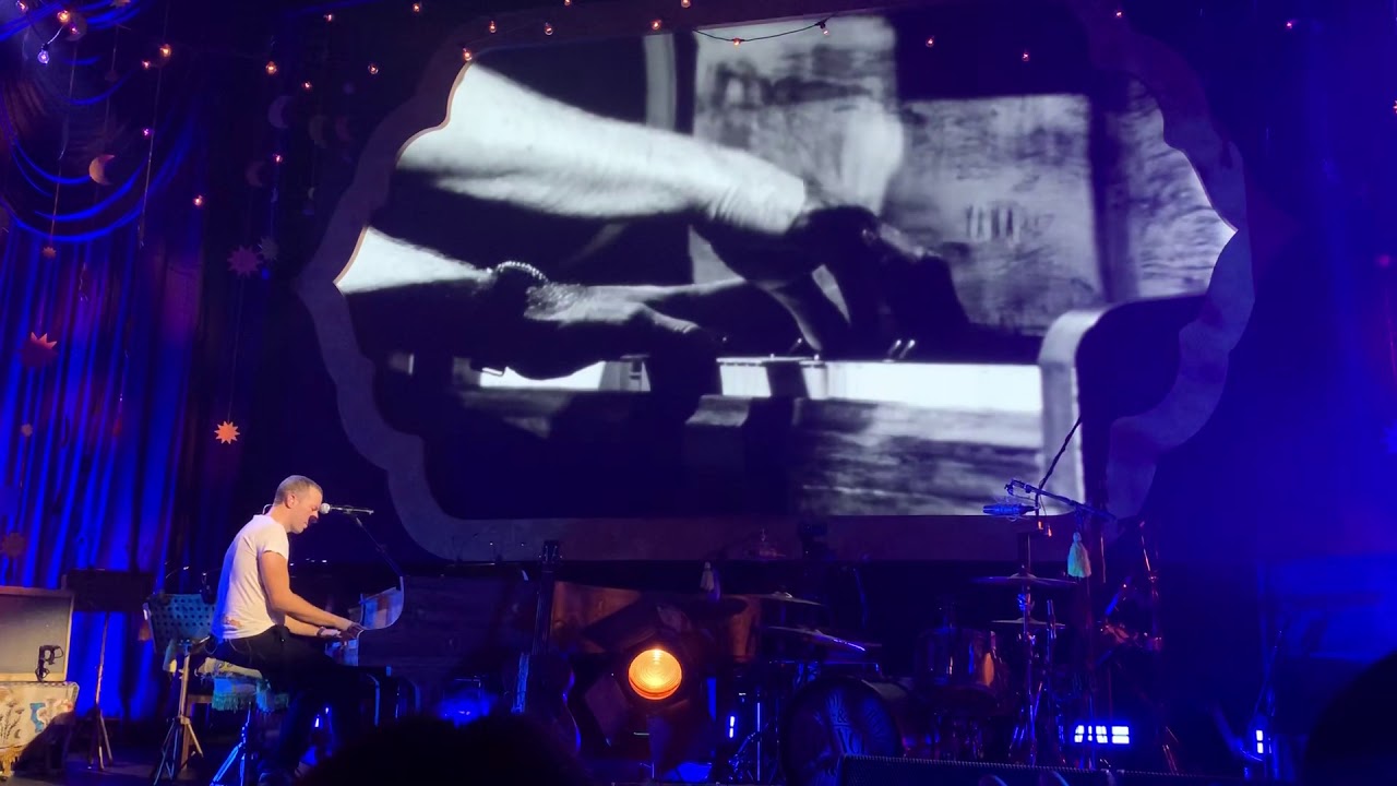 A Sky Full Of Stars - COLDPLAY (Hollywood Palladium)