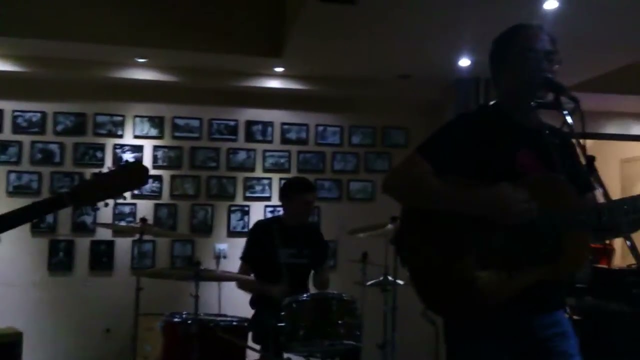 Plavi Ptičić - California Dreamin' (live u klubu 