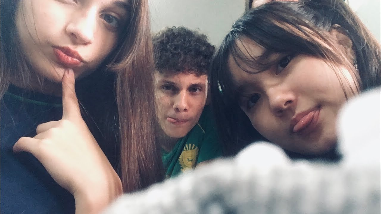 dias idiotas com a Mafer e o João na escola
