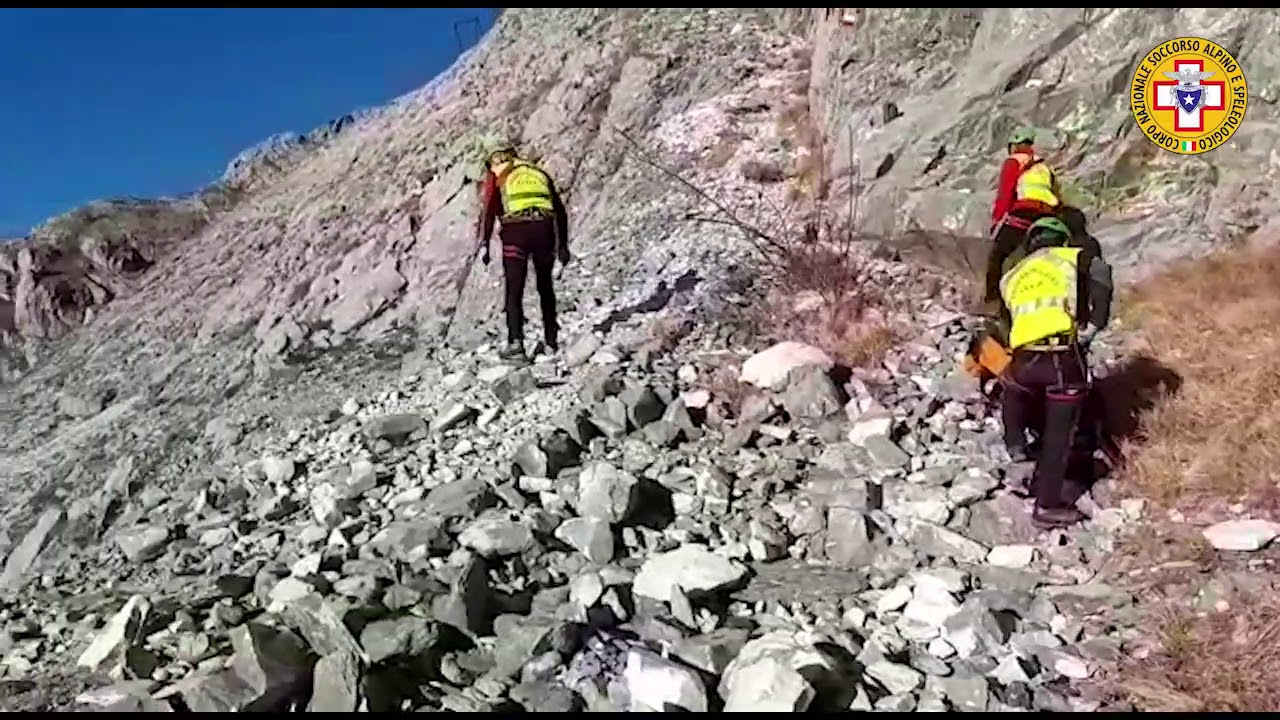 Tragedia sulle Apuane: muoiono marito e moglie. Il recupero del Soccorso Alpino