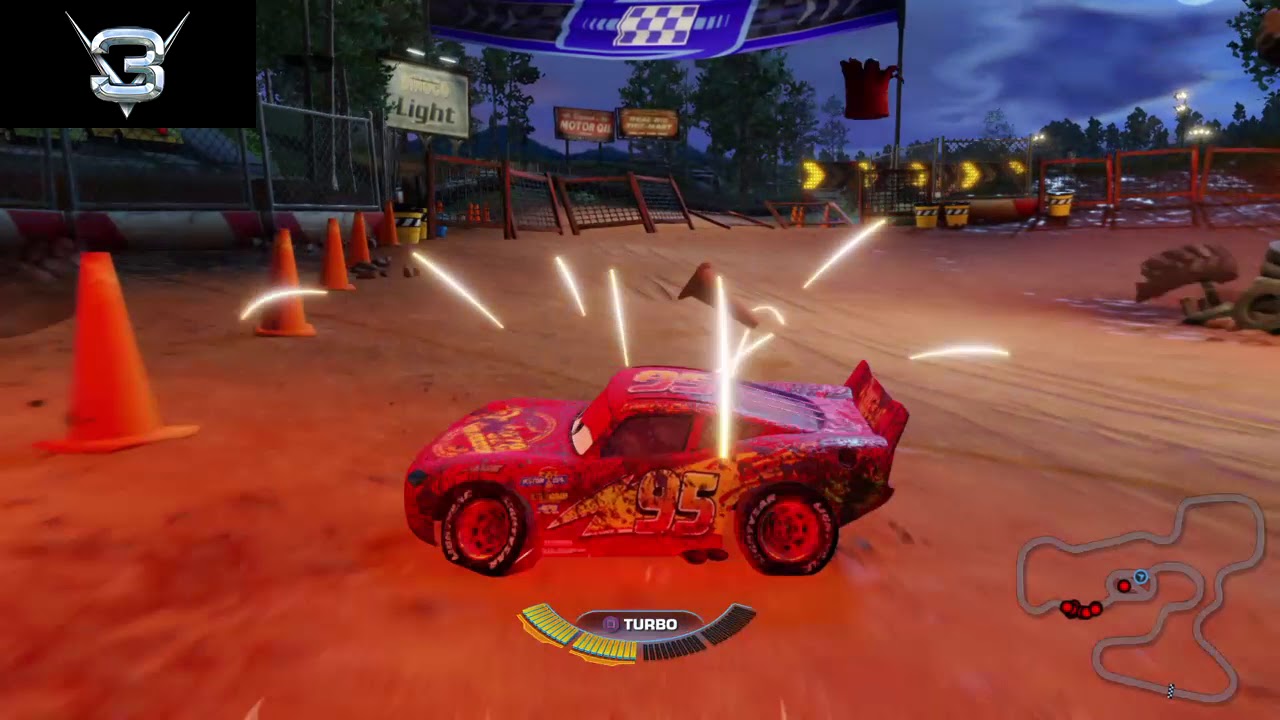Rayo McQueen en la Carrera en Thonder Hollow 2