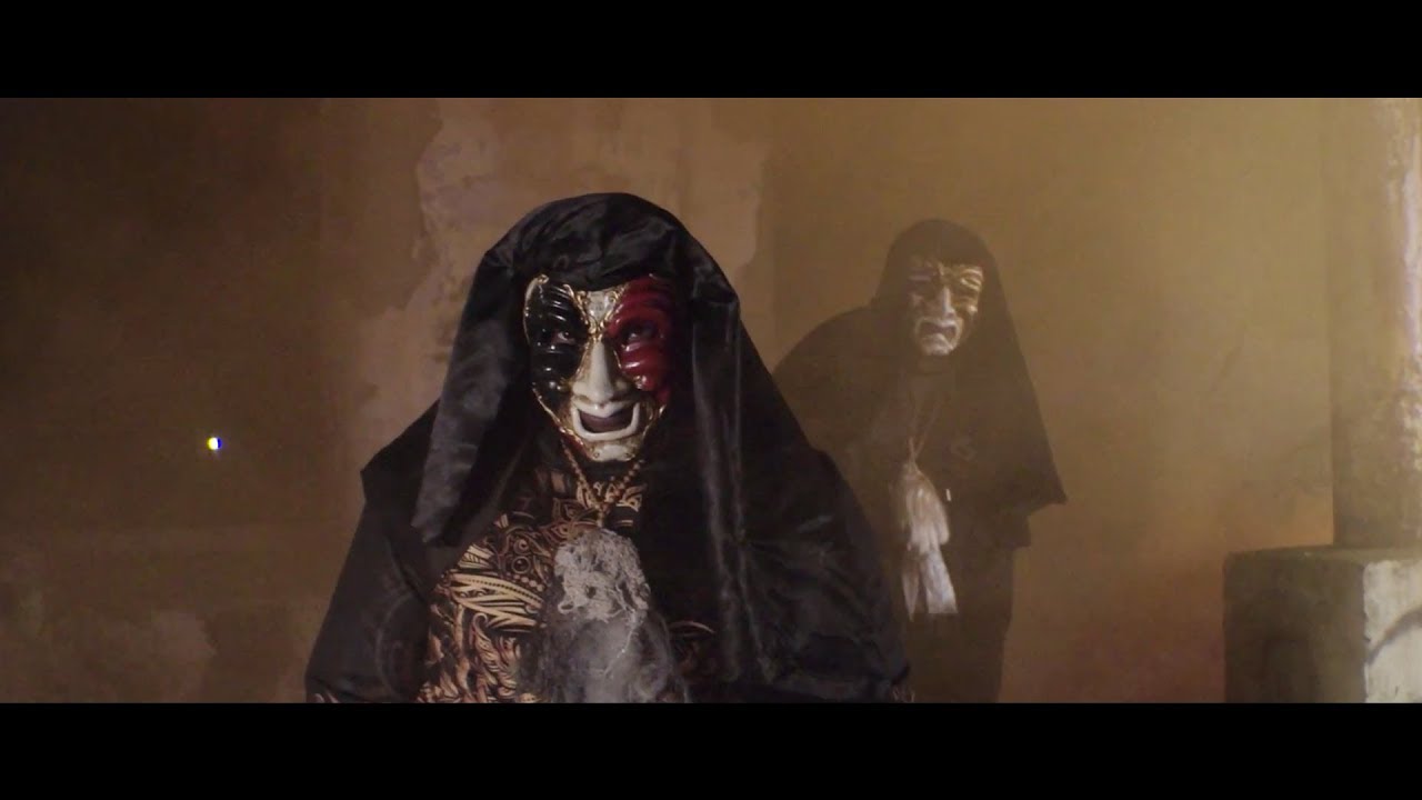 Manic Maestros - Brass Knuckles