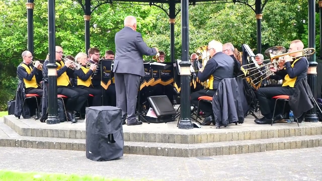 Le Reve Passe - Dynamic Brass