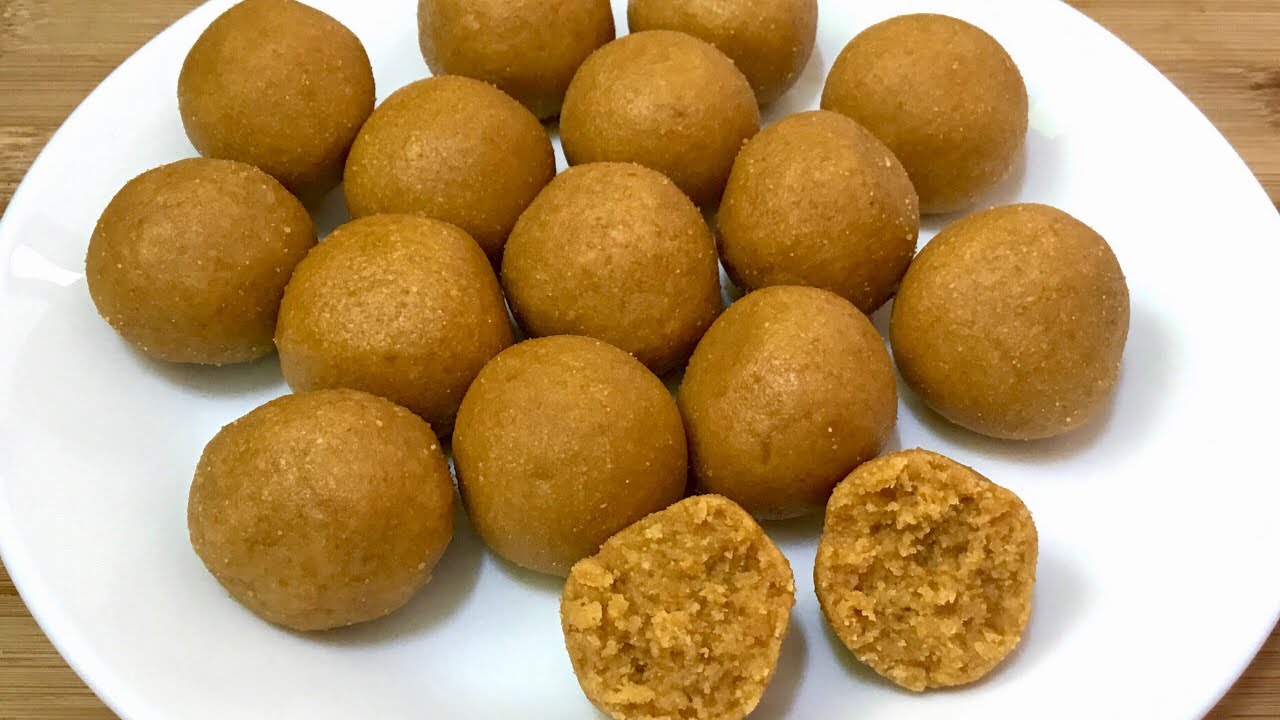 పెసరపప్పు లడ్డూలు ఇలా చేసిచూడండి చాలా కమ్మగా ఉంటాయి| Pesara Laddu/Sunnundalu| Moong dal Laddu Recipe