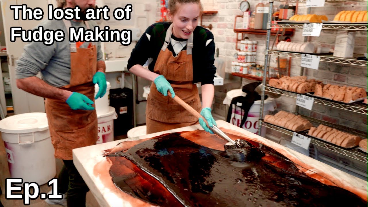 FUDGE MAKING//GRACKLE TRIES EPISODE 1