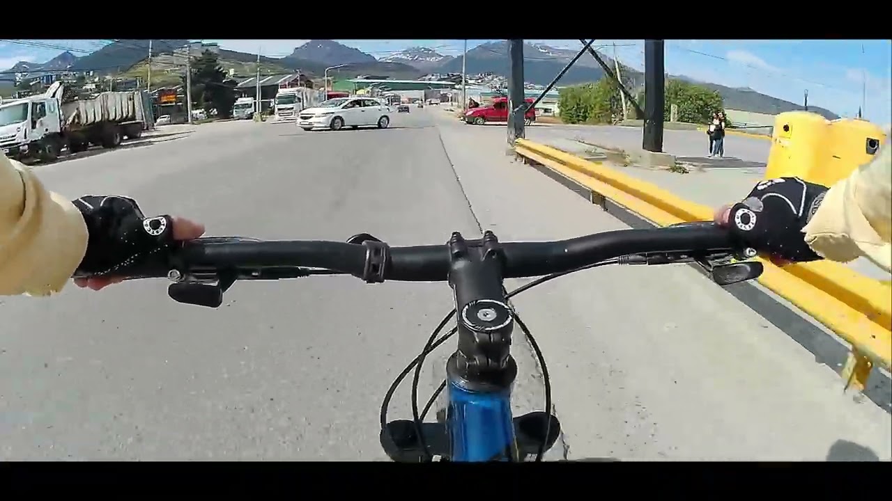 Un viaje relajado por la ciudad de Ushuaia, en bicicleta 🚲