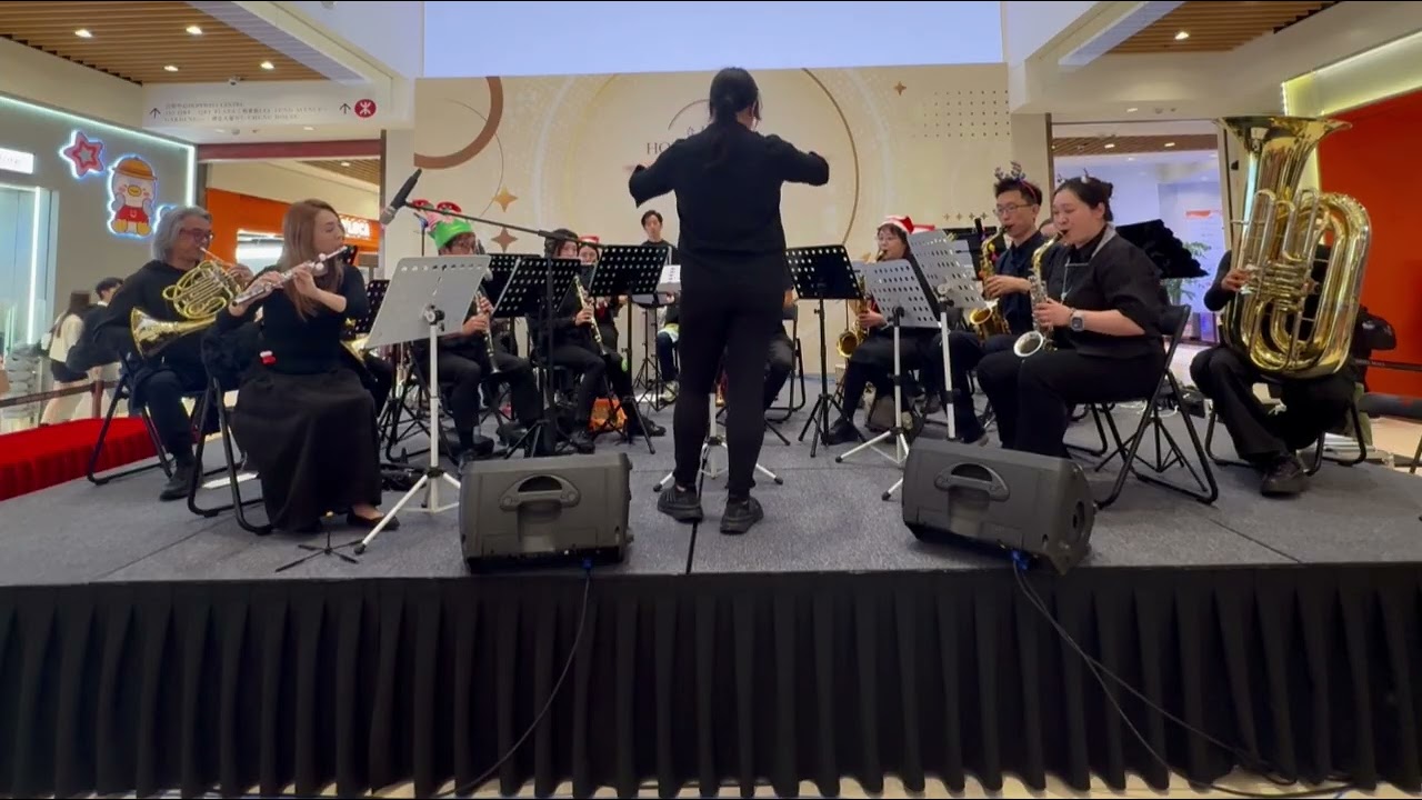 Bohemian Rhapsody played by Music Shabu Shabu, flute played by Winnieflute 