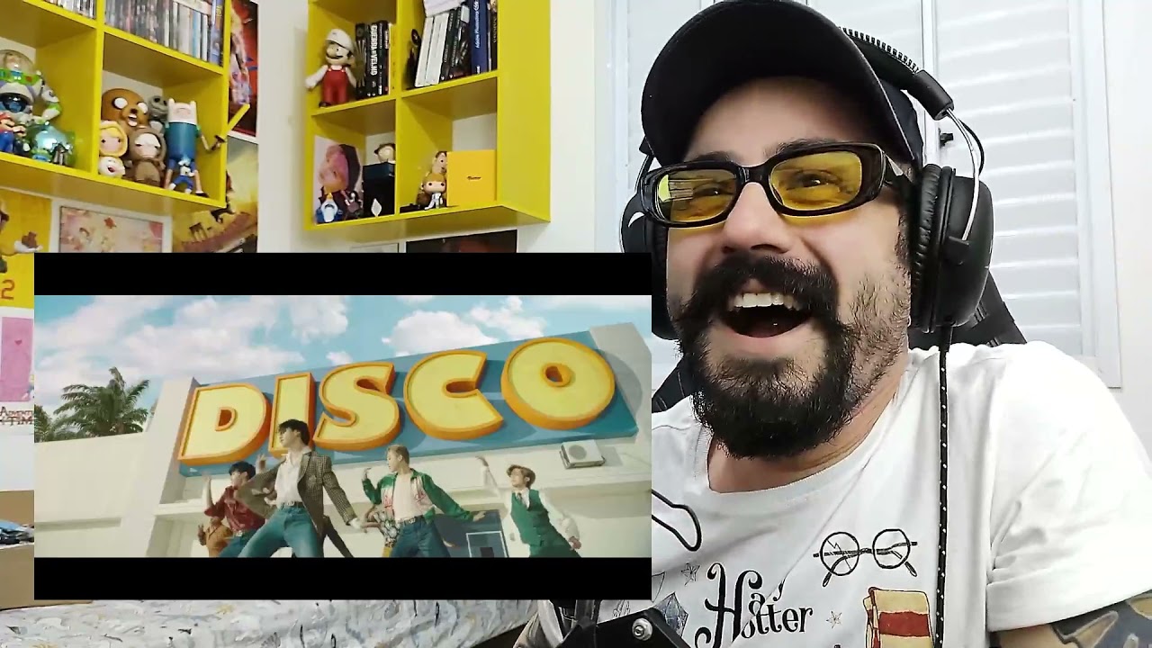 BTS -  DYNAMITE (Official MV) + FILM OUT (COM LETRA) | REAGINDO PELA PRIMEIRA VEZ