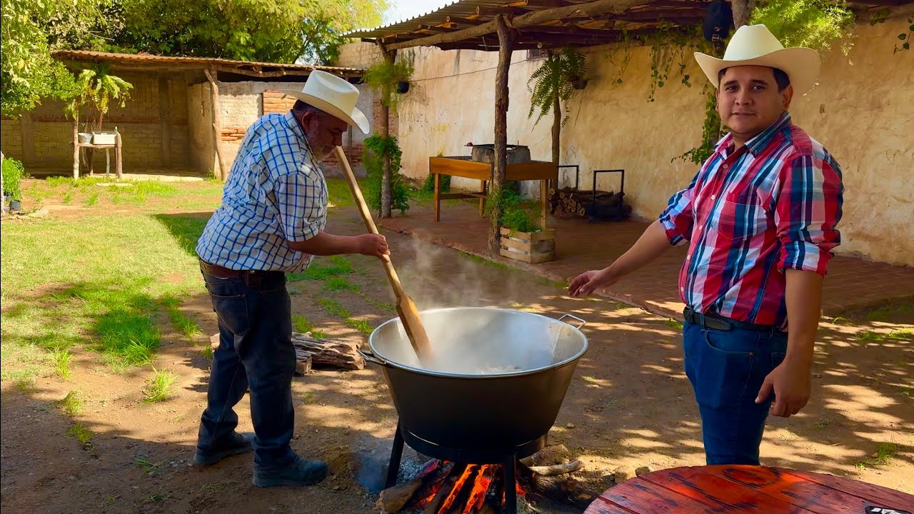 Así se obtienen 3 PRODUCTOS DE PUERCO del mismo cazo || RUTA LA NUEVE