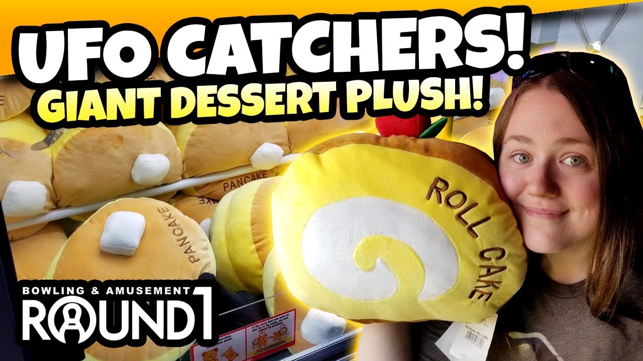 Win the CAKE Prize! UFO Catchers with Giant plush wins at Round 1! TeamCC