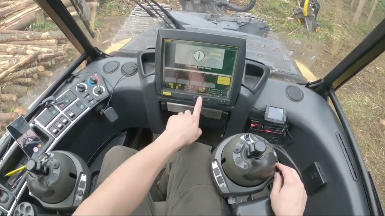 Ponsse Ergo Steuerung How to Drive a Harvester#forstwirtschaft #harvester #wald #holzfäller #logging