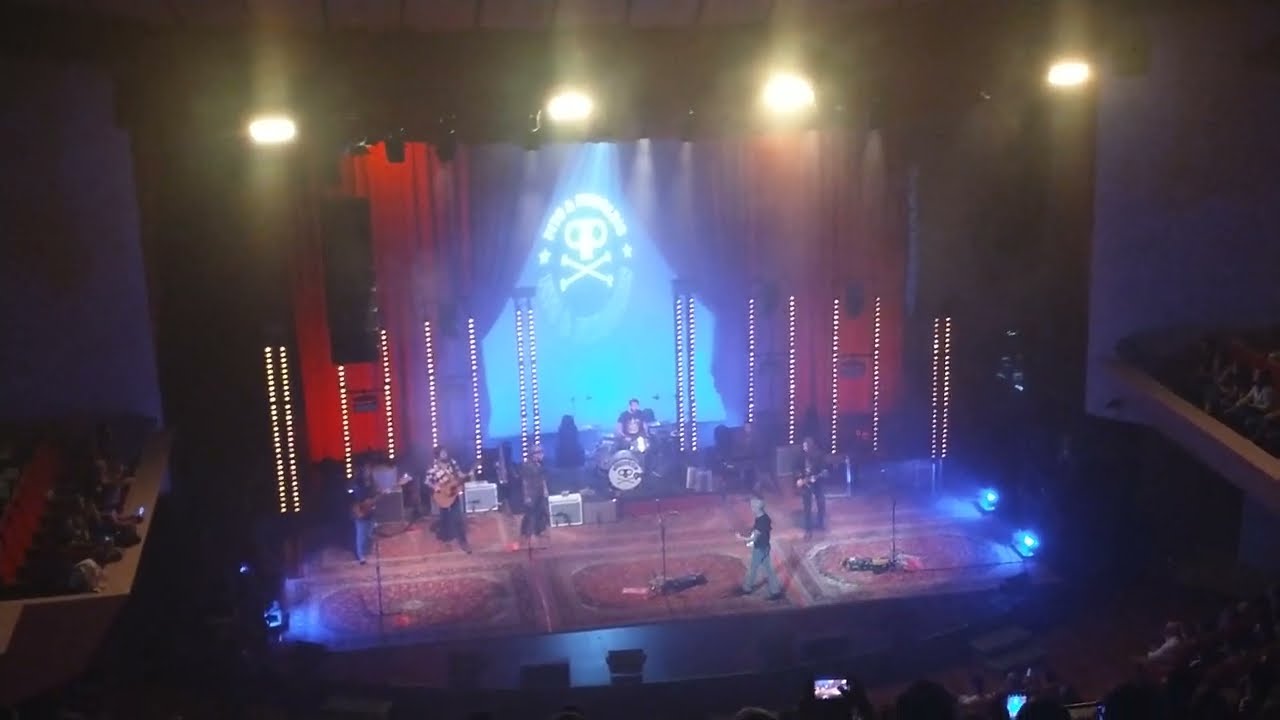 FITO & FITIPALDIS EN PUERTOLLANO - ME ACORDÉ DE TI