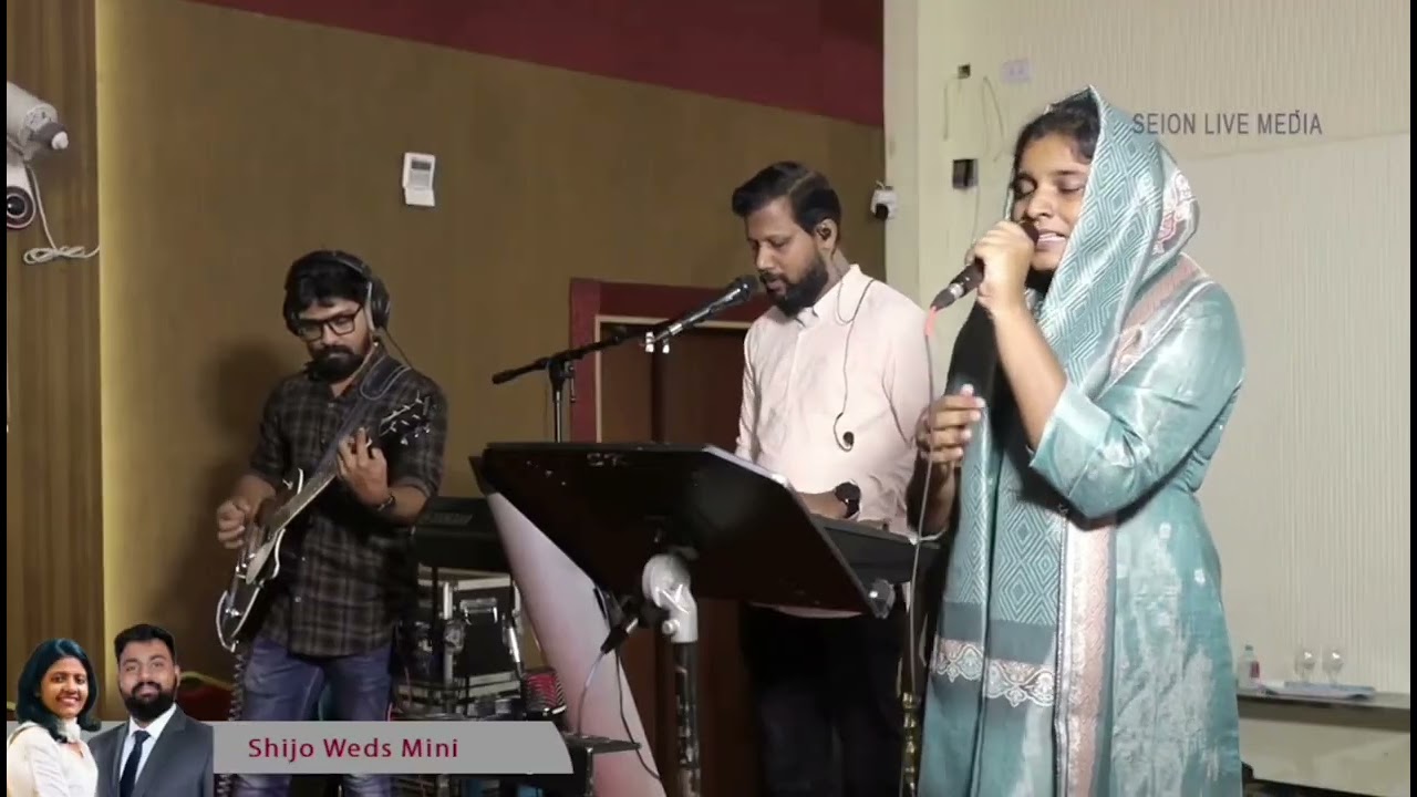 ഒന്നുമില്ലായ്മയിൽ നിന്നെന്നെ | Blessy Benson |  Wedding Gig | #blessybenson #Christiansong #wedding 