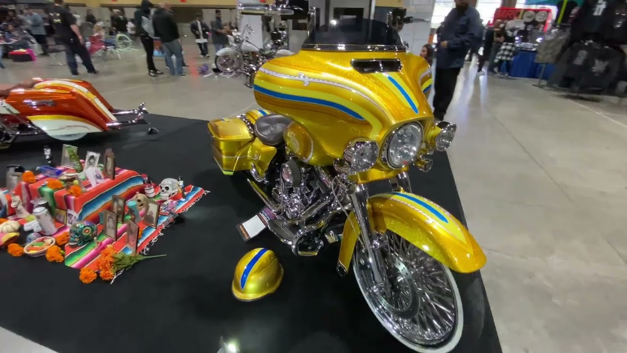Fishtailz magazine lowrider motorcycle super show
