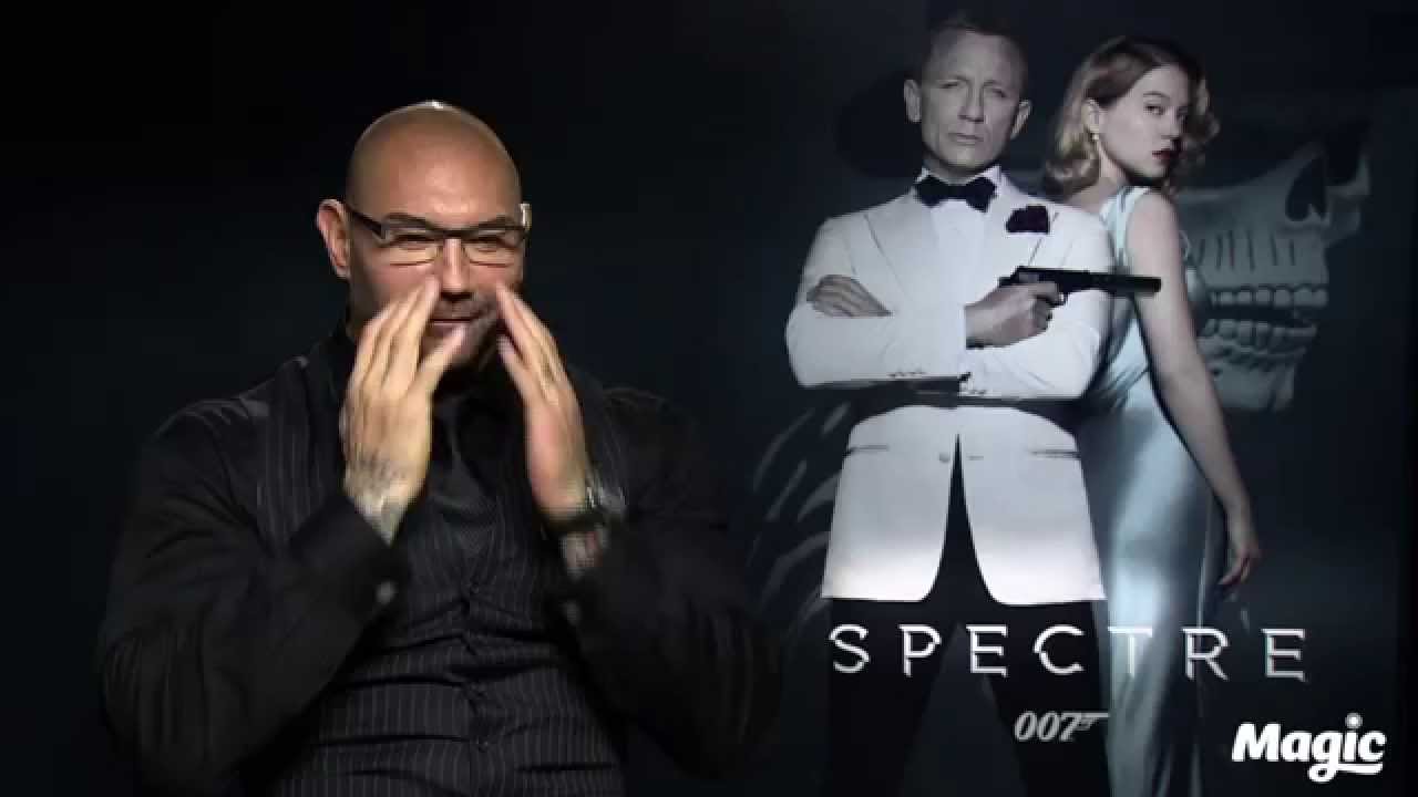 Daniel Craig admits to punching Dave Bautista!