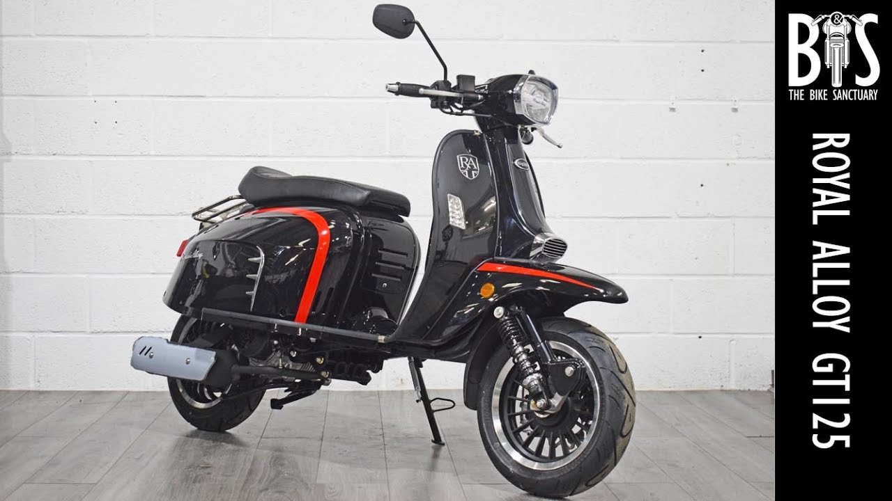 Royal Alloy Grand Tourer GT125 AC Retro Scooter 2023 model