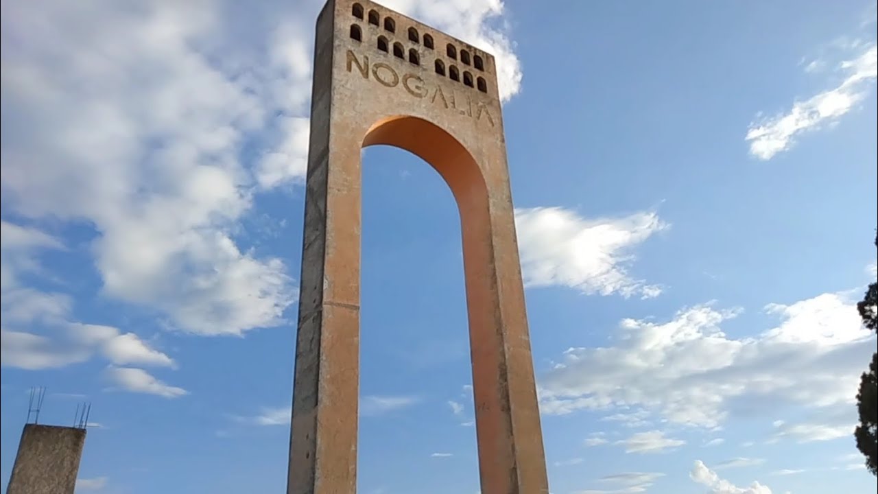 Nos metimos a la nogalia (un lugar abandonado y misterioso) y no pudimos acabar el vídeo 📹