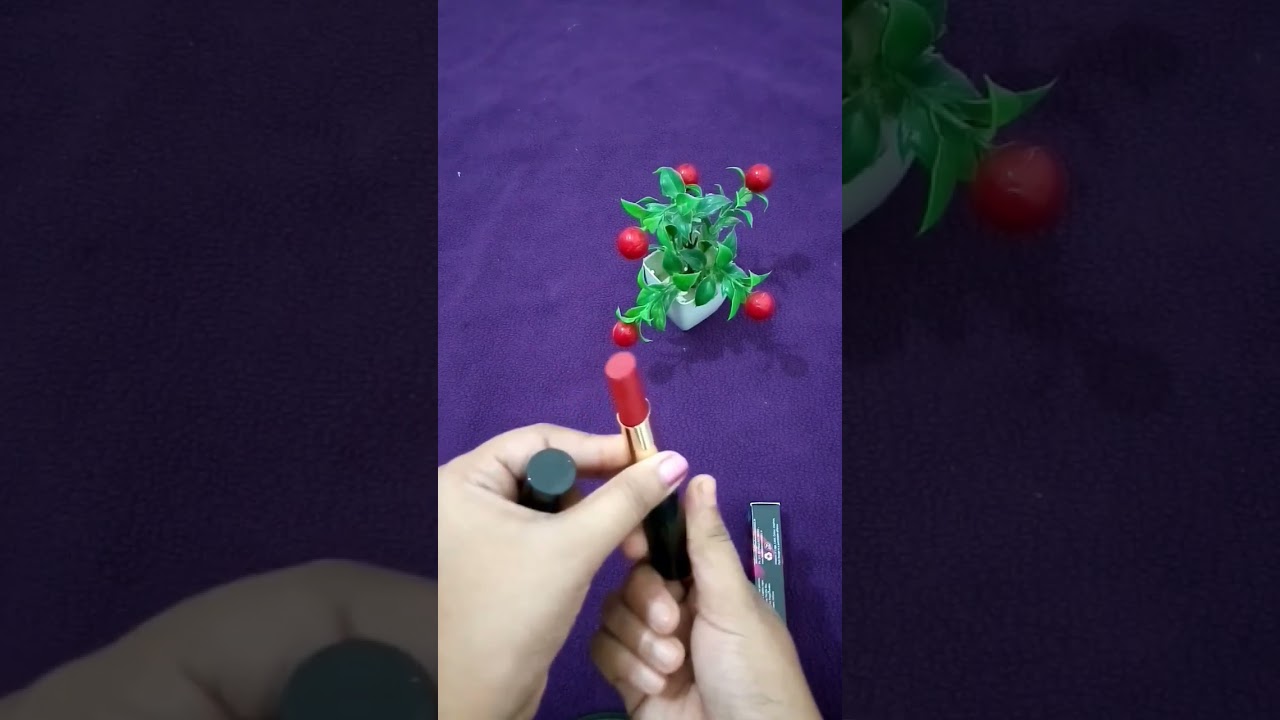 blue heaven powder matte lipstick...Ruby glow