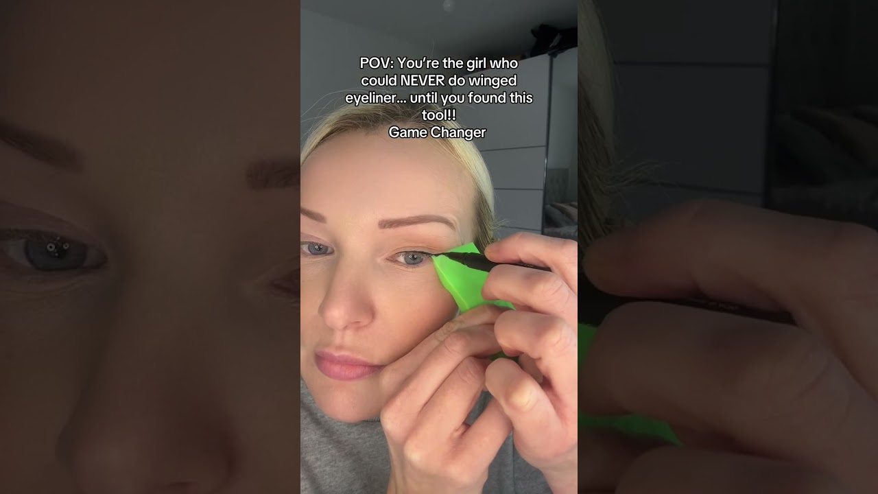 Winged eyeliner magic with #sprintbeauty #beautyhack #beautytool