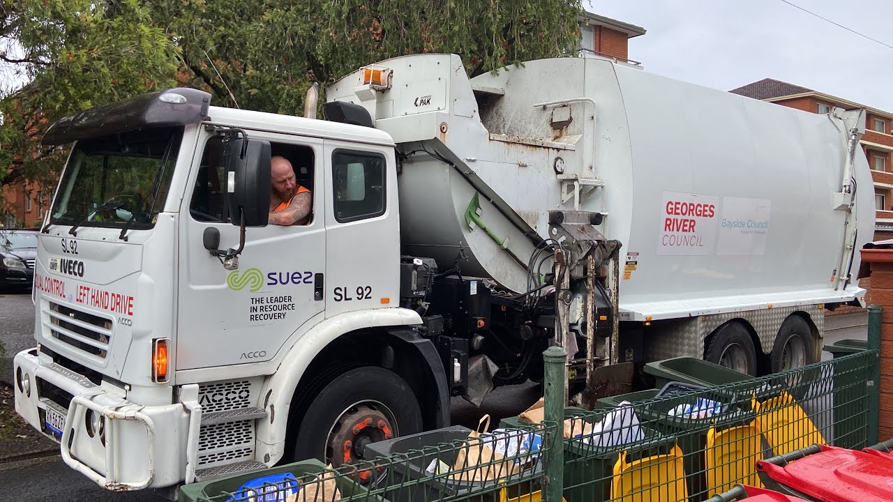 Bayside Units Garbage and Recycling SL92 and SL93 Ex Sutherland