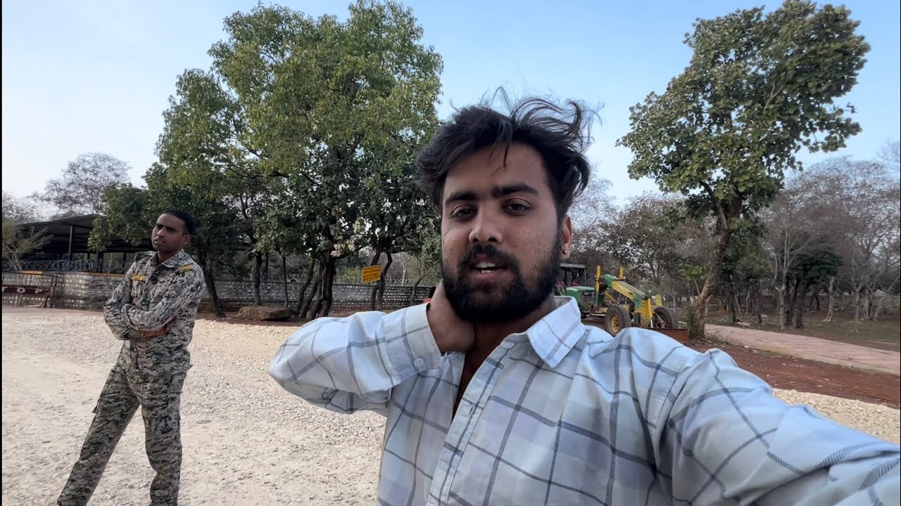 Bhar se hi bhaga diya 🥲 || Anurag Gwalior || 