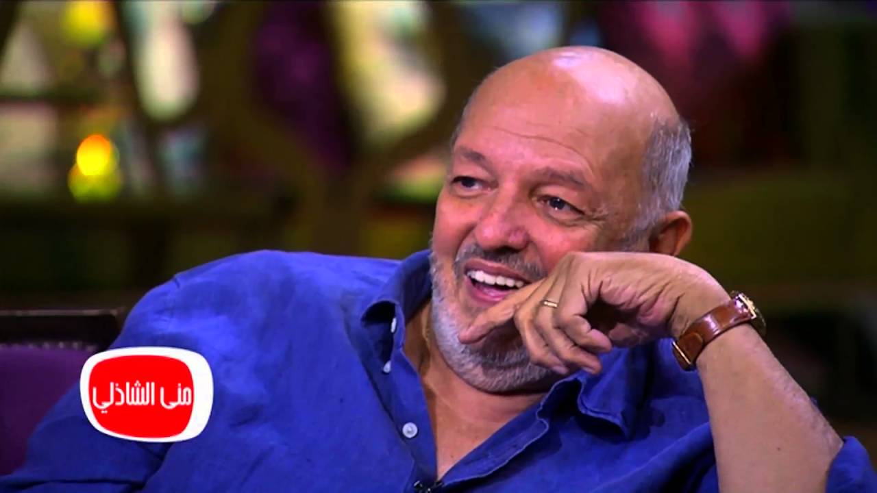 معكم منى الشاذلي - شاهد المخرج محمد خان الاقوي علي الاطلاق وهو بيمثل