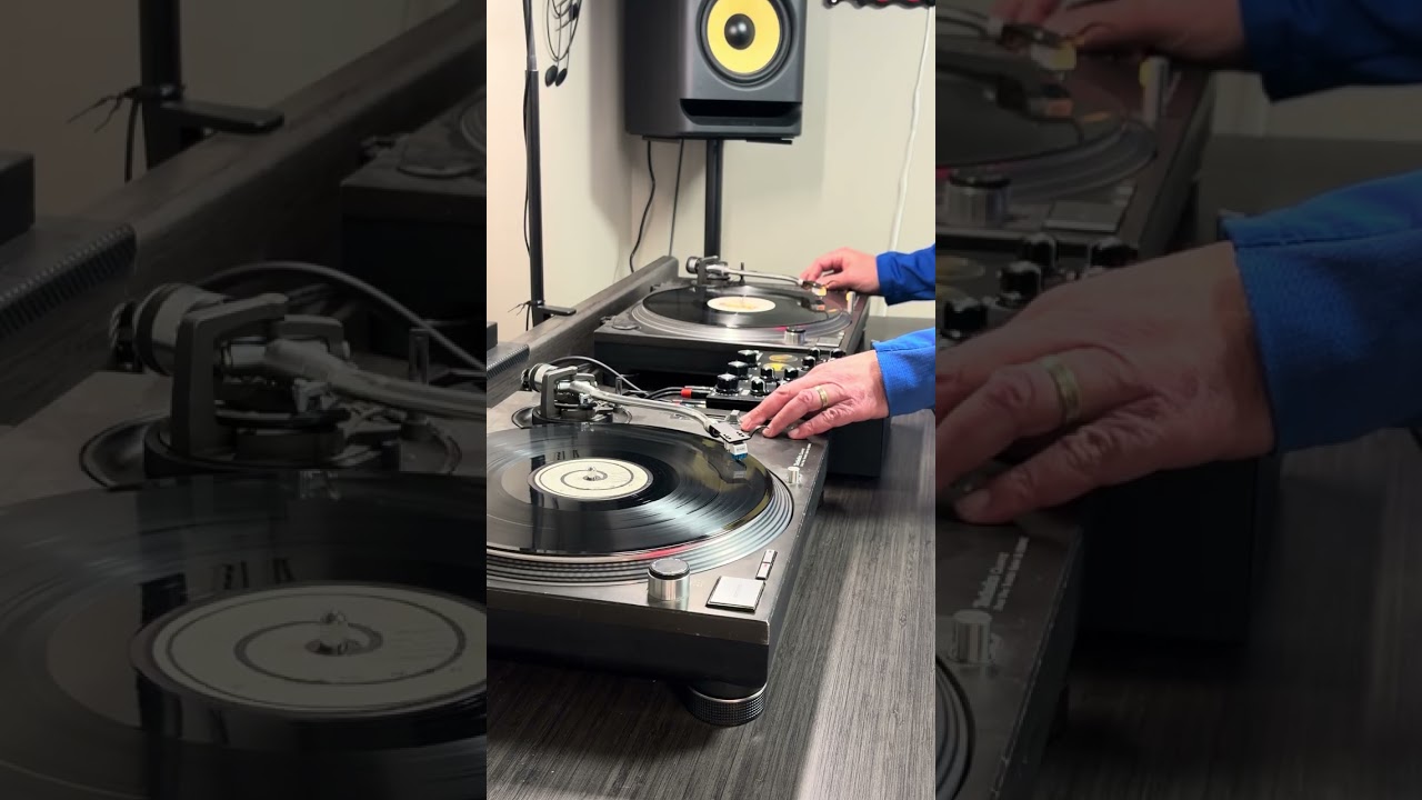 Vinyl mix: Let’s Go / Bizarre Love Triangle / (Keep Feeling) Fascination #vinylmix #dj #80smusic 