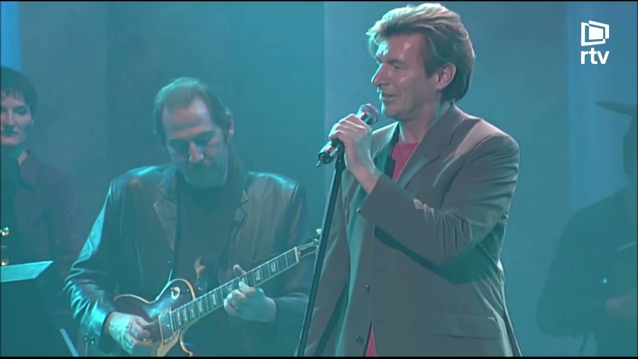 Paul Michiels - Aan Het Strand Van Oostende [live - HQ]