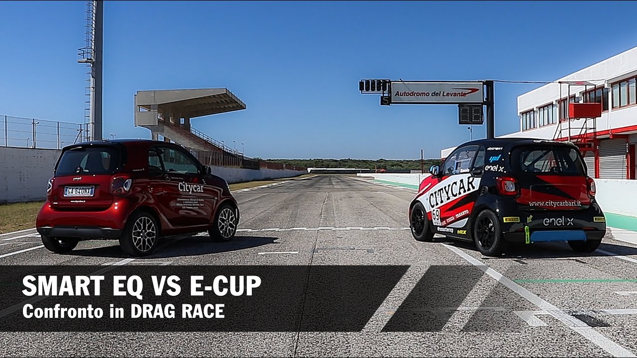Smart Fortwo EQ vs Smart E-Cup | Il Confronto in Drag Race
