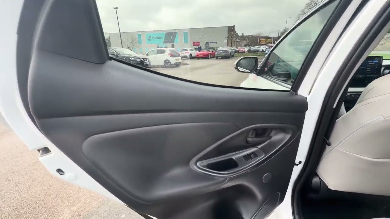 TOYOTA YARIS 2022