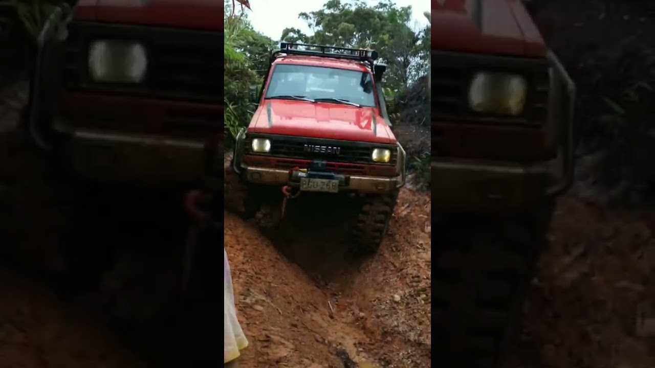 1986 Nissan Patrol SD33 Turbo with CST Land Dragon Tires