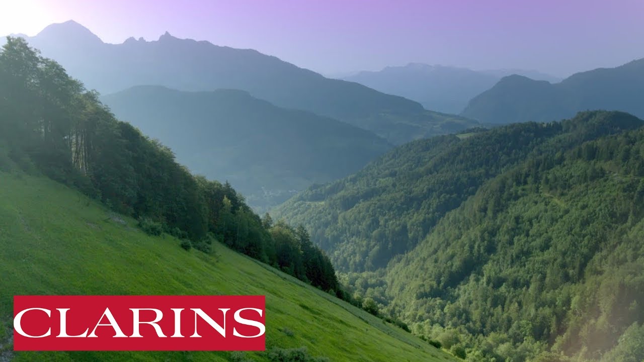 Expert Cleansers, Purity Straight From Our Mountains | Clarins