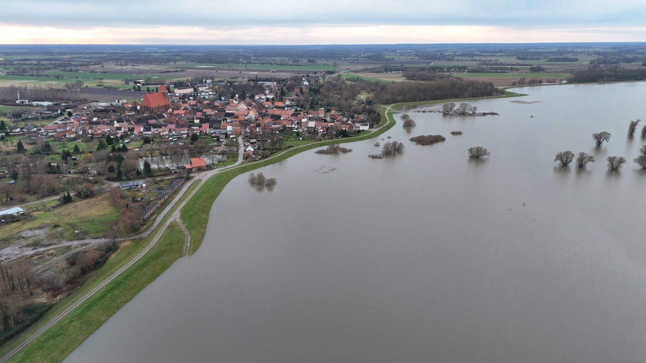 Hochwasser bei Werben (ELBE) / Altmark / 31.12.2023 / 4K