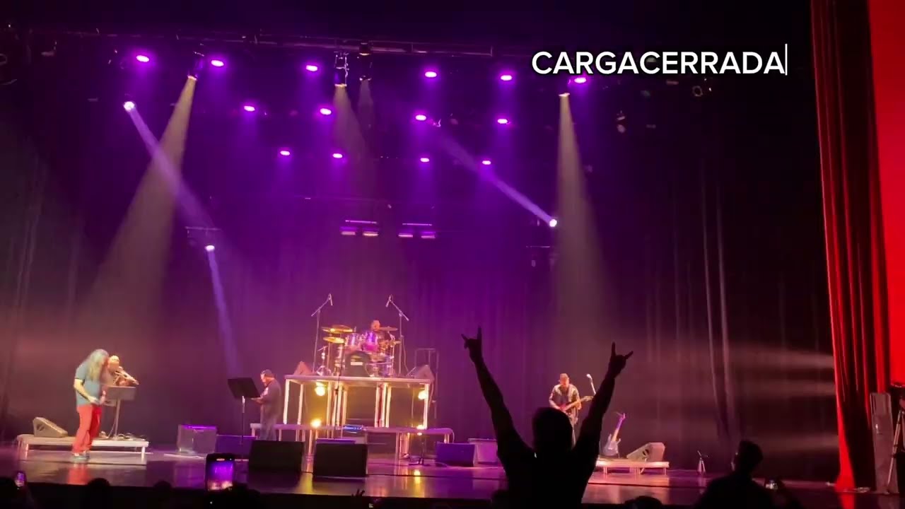 Nica en Costa Rica - CargaCerrada