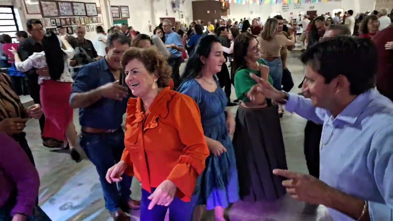 Sábado animado no clube do Vovô e da Vovó em São João no Paraná(com marcos e margarida)