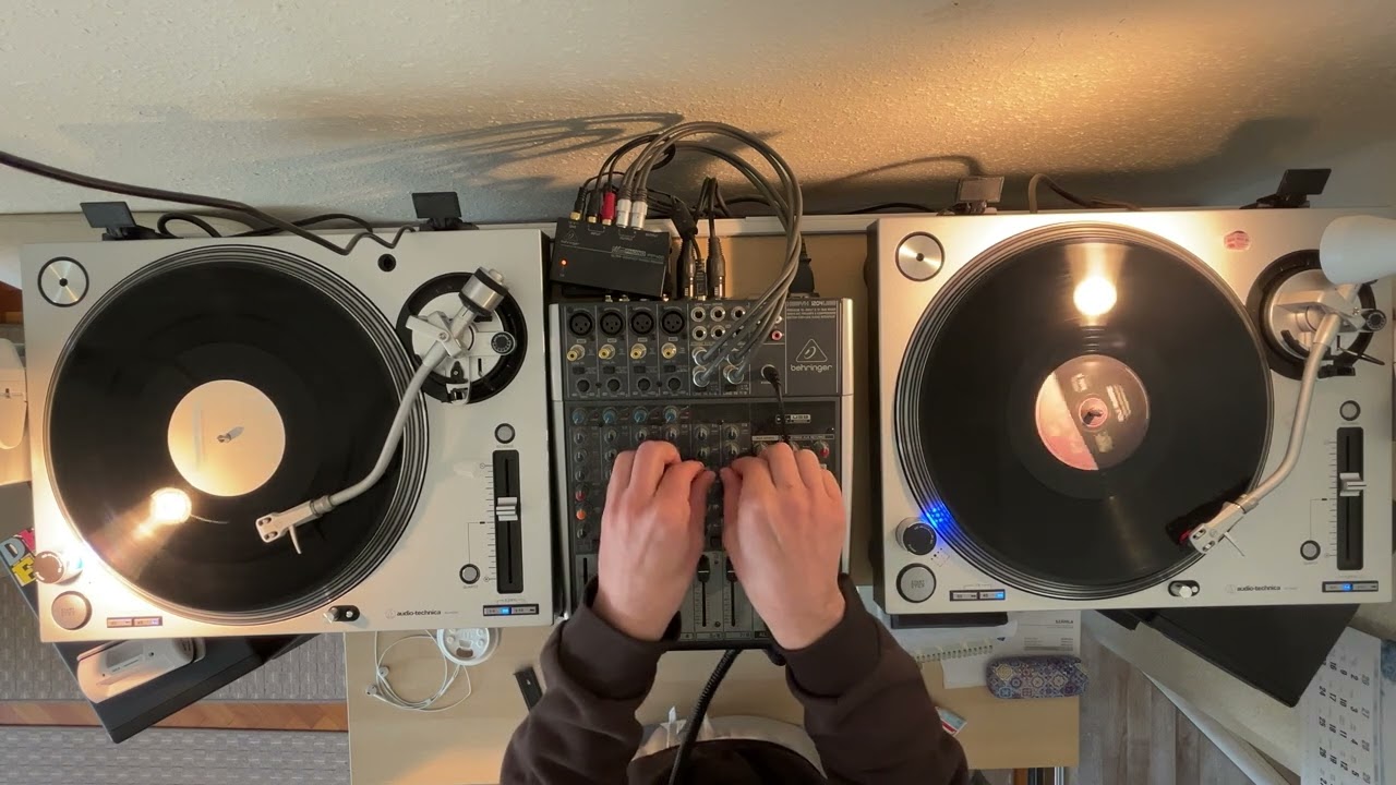 House to Tech-House Vinyl mix
