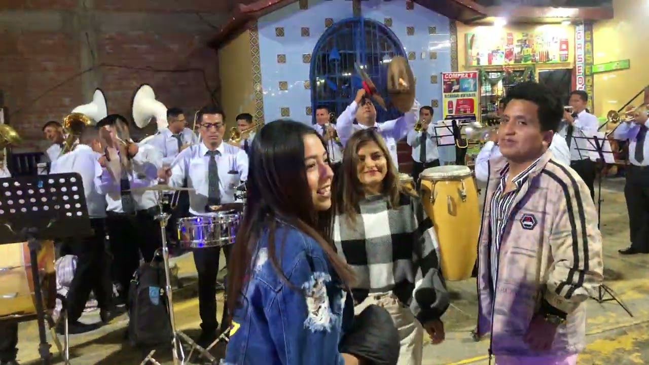 Bojal Mix Huaynos : No me preguntes por ella, Ella me engañaba, Me estás sacando la vuelta