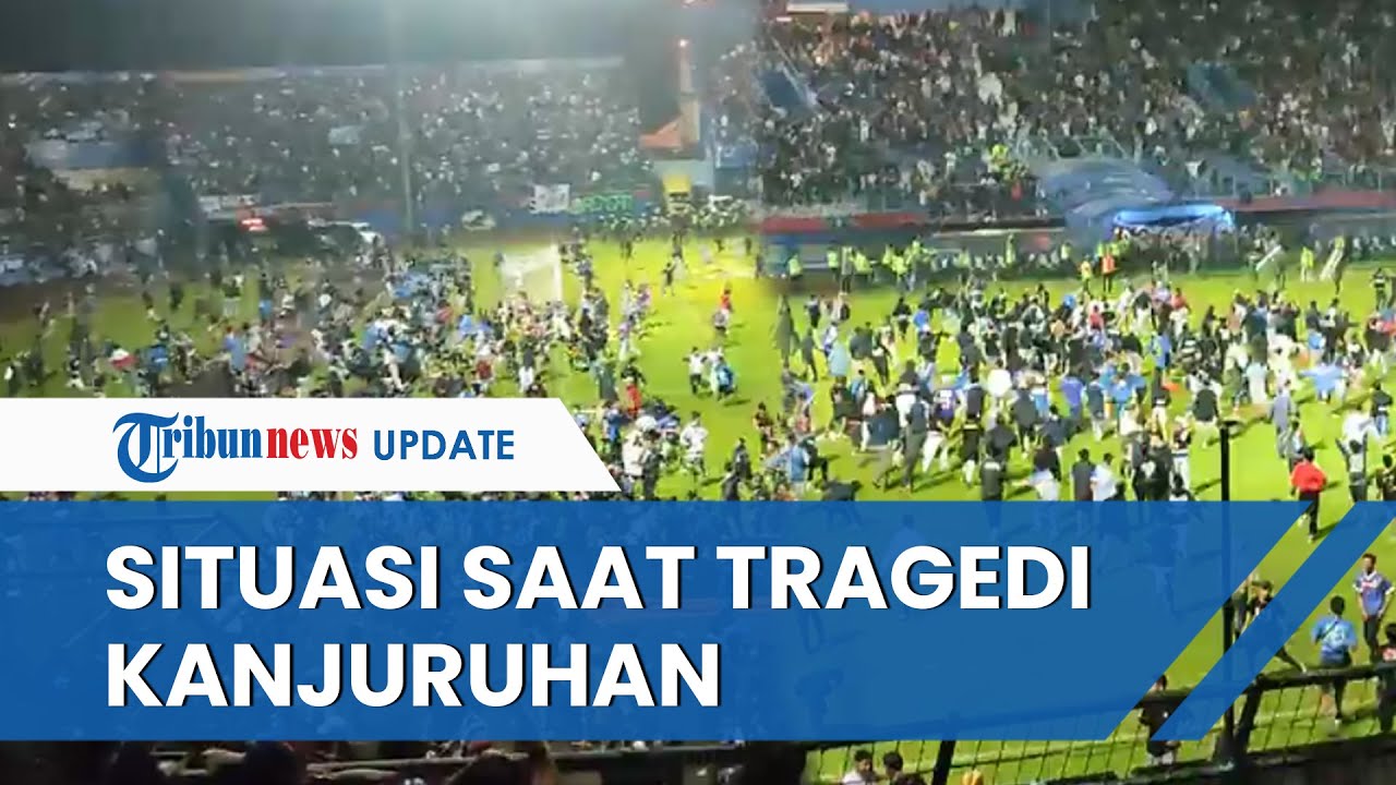 Situasi Kerusuhan di Stadion saat Tragedi Kanjuruhan Terjadi, 127 Tewas, Mobil Terbakar