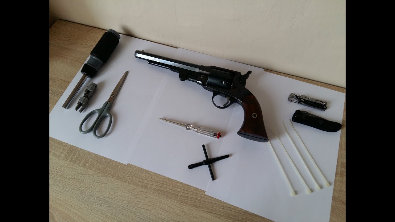 How to dissasembly Rogers&Spencer cap and ball revolver
